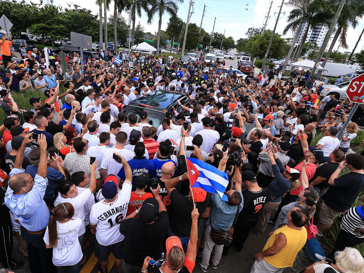 fernandez-funeral-foldy2.jpg